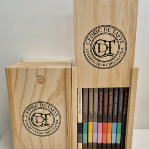 Coffret de 10 tablettes en chocolat du chocolatier Cedric De Taeye